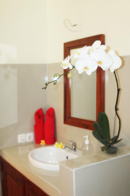 Amed Kunara Guest House Exterior photo
